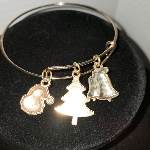 Christmas Goldtone Bells, Tree and Santa Charm Enamel Bracelet - Picture 2 of 2